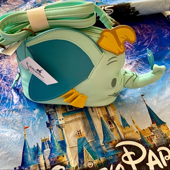 New Disney Parks Dumbo Shaped Crossbody Bag - Picture 6 of 7